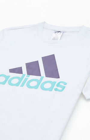 Essentials T-Shirt image number 2