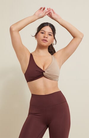 PAC WHISPER Active French Twist Sports Bra