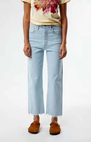 Ribcage Straight Ankle Jeans image number 2