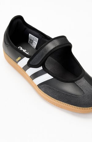 Women&rsquo;s Black & White Samba Jane Sneakers image number 6