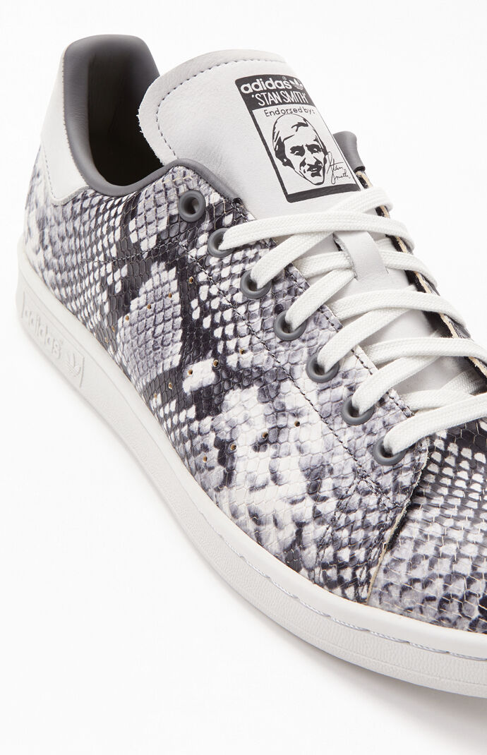 stan smith snake edition