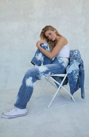 Tie Dye '90s Boyfriend Jeans image number 5