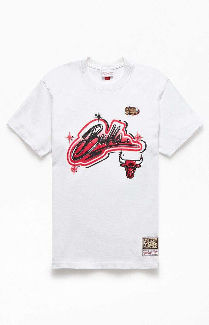 mitchell and ness bulls t shirt
