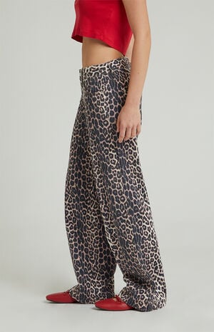 Casey Low Rise Baggy Jeans Leopard image number 4