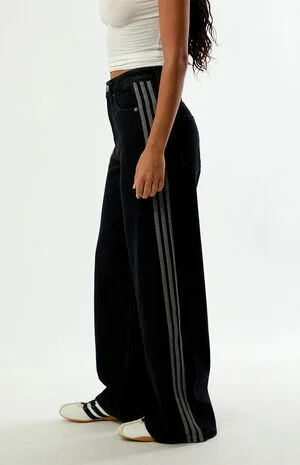 High Waisted Wide Leg Baggy Jeans image number 3
