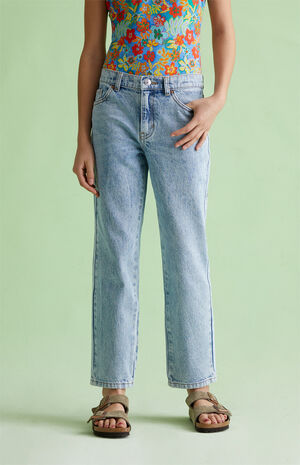 Light Indigo '90s Straight Leg Jeans image number 4