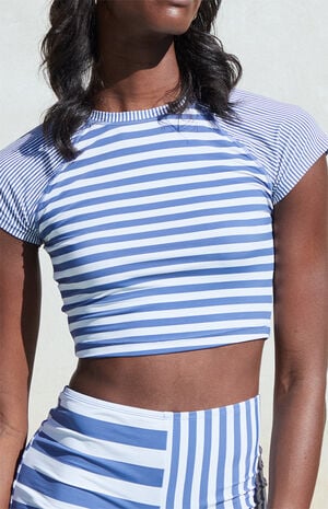 Stripe Out Cropped Rashguard image number 3