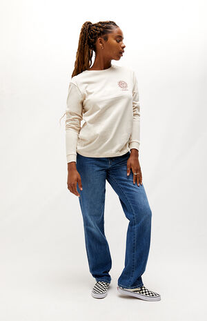 Elevate Long Sleeve Boyfriend T-Shirt Elevate Long Sleeve Boyfriend T-Shirt image number null