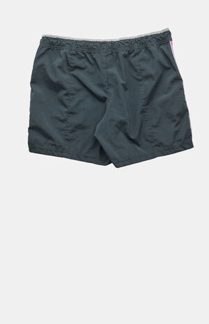 2000s Nike Mini Shorts image number 2