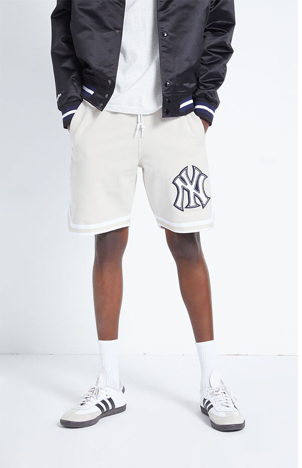 NY Yankees Varsity Letter Shorts