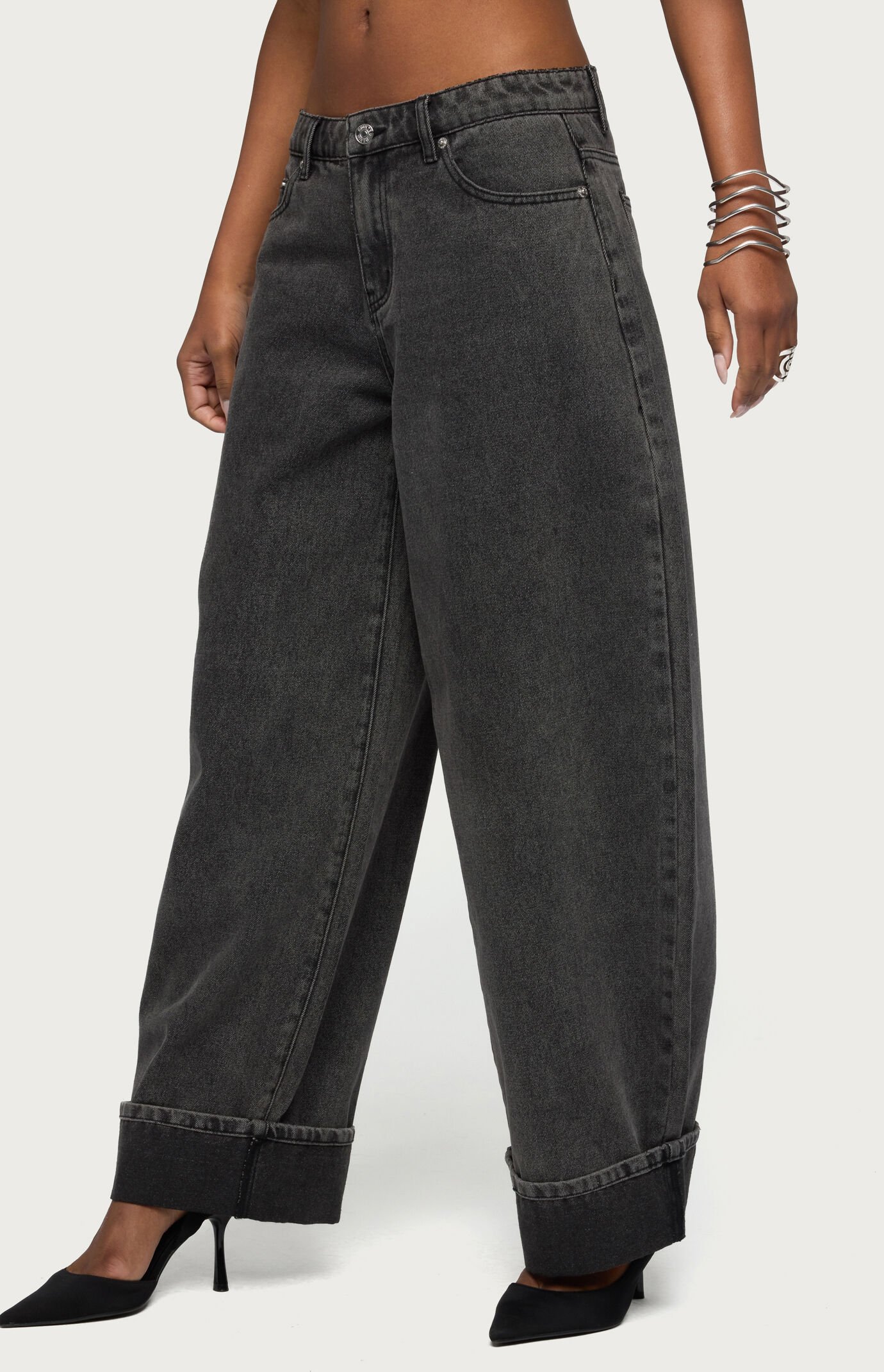 Edikted Kella Low Rise Baggy Jeans