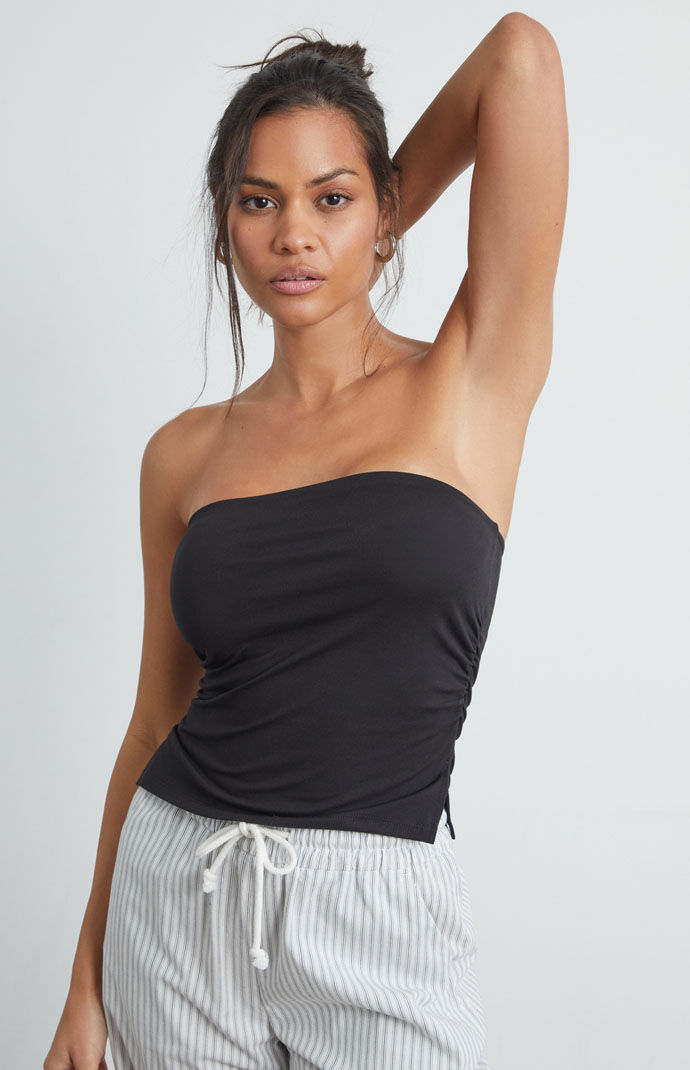 美品 HYEON tuno tops ヘヨン ツノトップス ボーダー 白x黒 美品 HYEON tuno tops ヘヨン ツノトップス ボーダー 白x黒 トップス