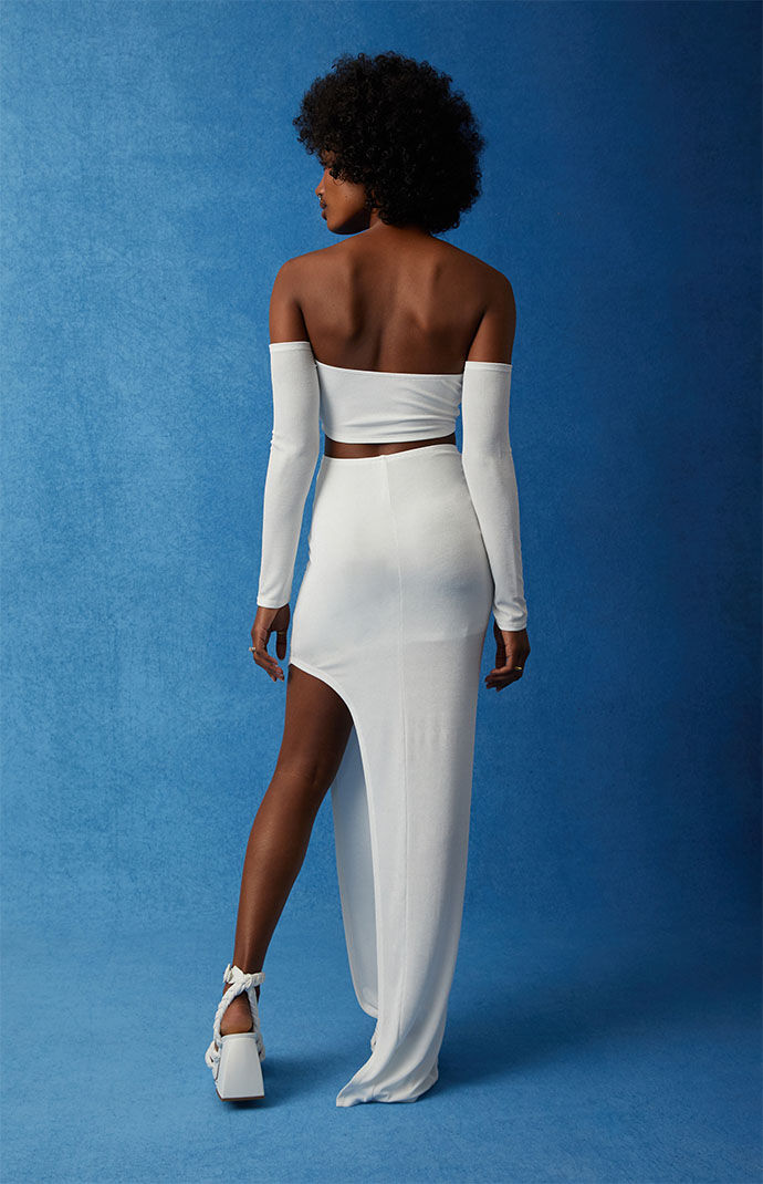 White off the shoulder two piece set top