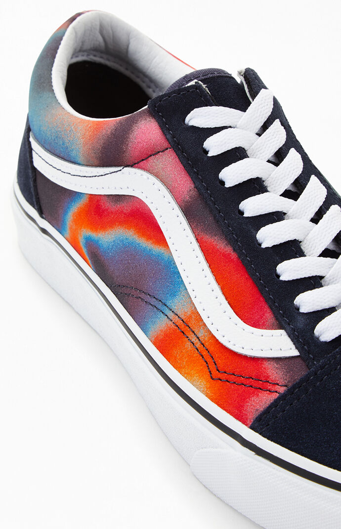 dark aura vans