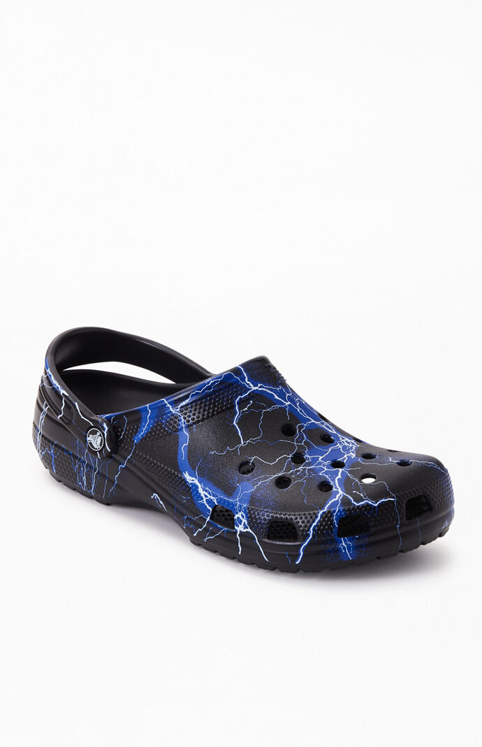 black and blue lightning crocs