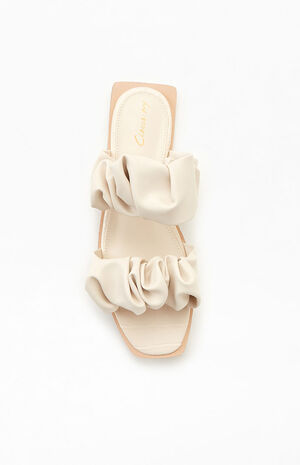 Women's Ivory Iggy Sandals image number 6