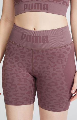 Plum Formknit Seamless Shorts image number 2