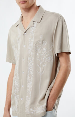 Gray Stitch Pattern Woven Camp Shirt image number 2
