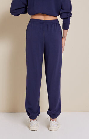 Active Classic Sweatpants image number 4