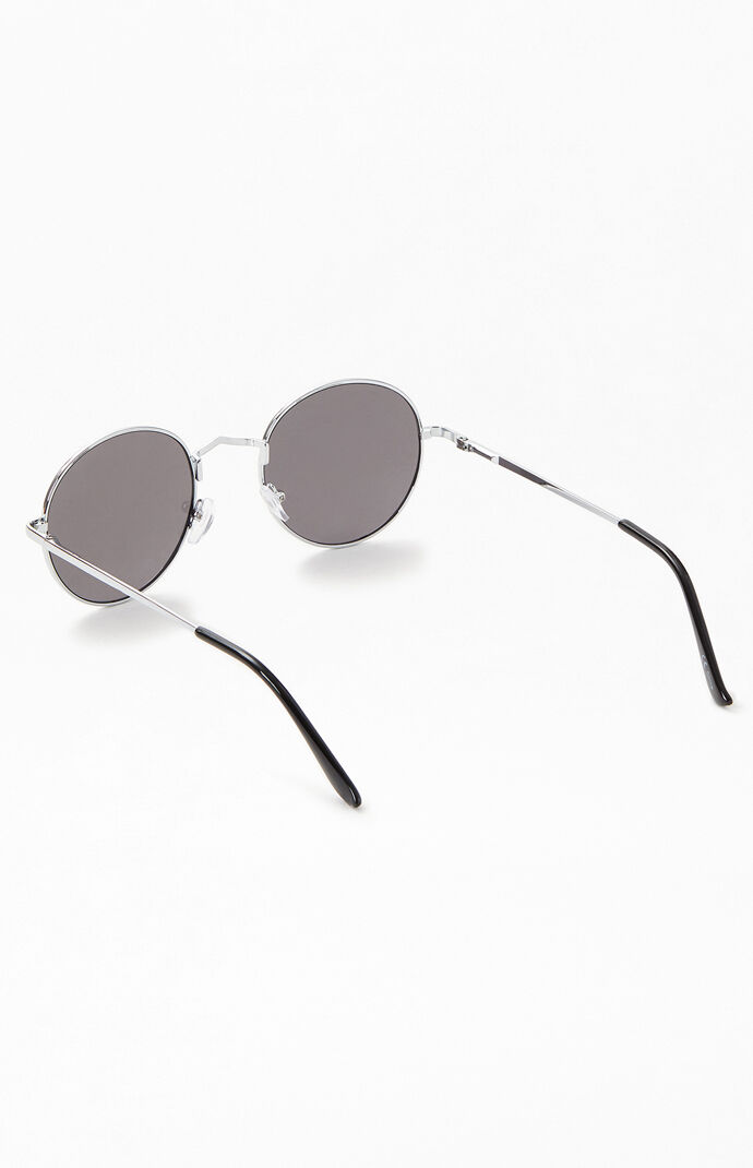 Silver Round Metal Frame Sunglasses