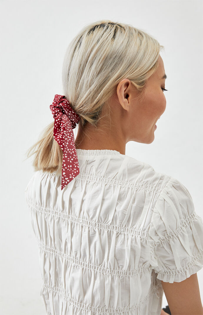 Ditsy Floral Flowy Scrunchie