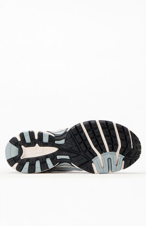 Women's Silver Ride Millennium Sneakers image number 4