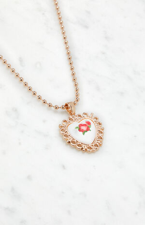 Vintage Heart Necklace image number 2