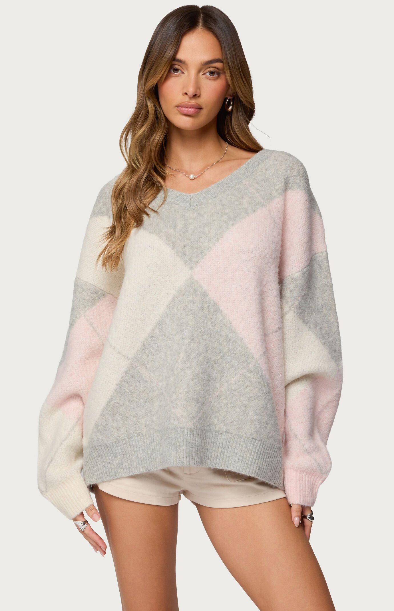 Edikted Women's Elda Oversized Argyle Sweater In Light Gray