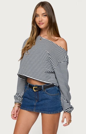 Aveline Off Shoulder Light Sweatshirt image number 2