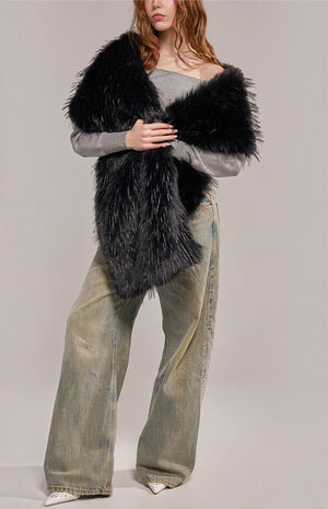 Black Starlet Faux Fur Scarf image number 2