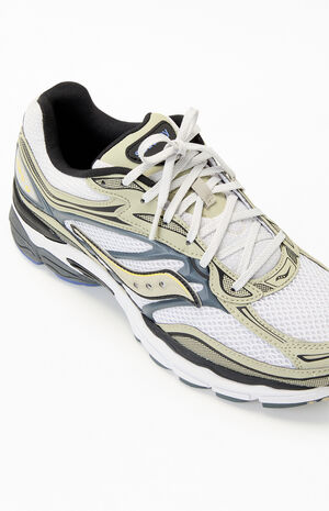 White Progrid Omni 9 Shoes image number 6