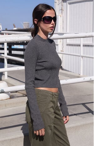 Gray Mock Neck Long Sleeve Top image number 2