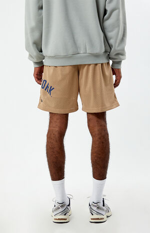 NY Yankees Mesh Basketball Shorts image number 4