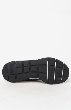 Swift Run Gray & Black Shoes image number 6