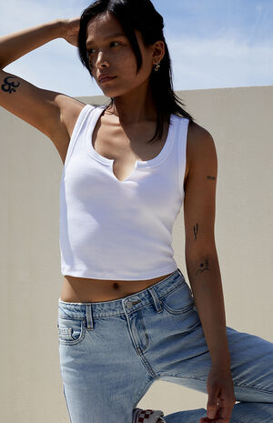 Alexa Notched Tank Top image number 3