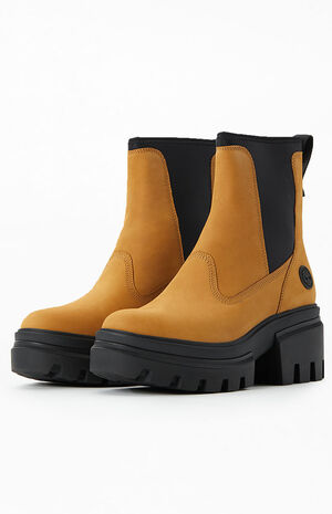 Women's Tan Everleigh Chelsea Boots image number 2