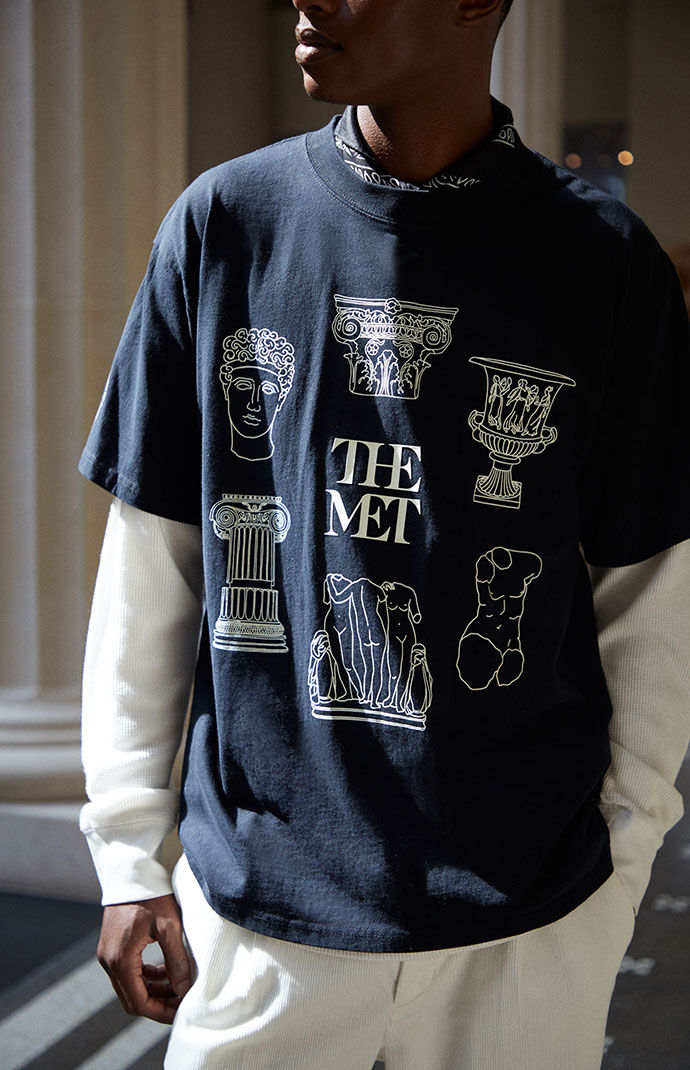 The Met x PacSun Statue Clockwork Oversized T-Shirt | Pacsun