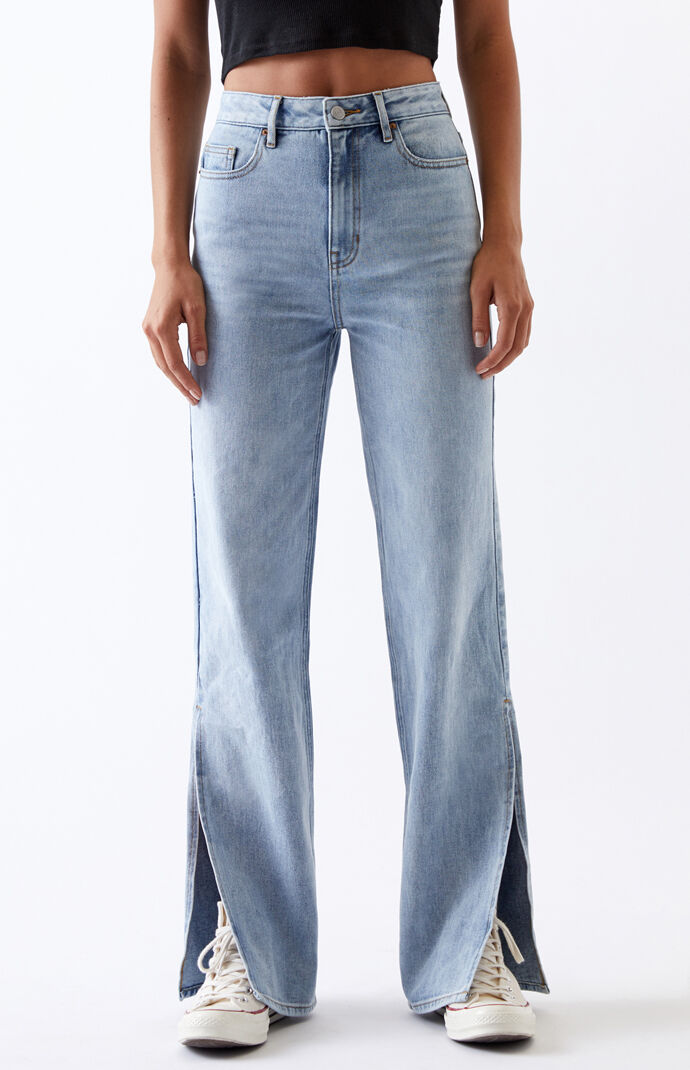 light 90s boyfriend jeans