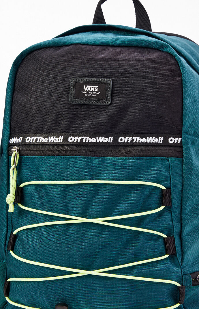 snag plus backpack vans