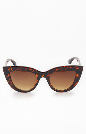 Medium Cat Eye Sunglasses image number 2
