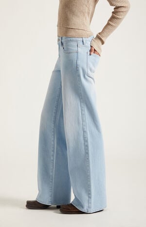 Casey Low Rise Baggy Jeans Lighter Blue image number 3
