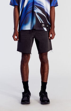 Black Cutoff Denim Shorts image number 3