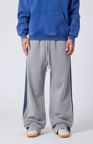 Paneled Extreme Baggy Fleece Sweatpants image number 2