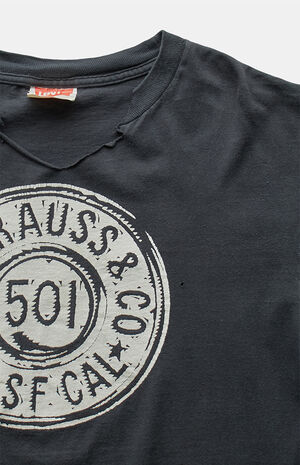90s Levi's 501 Graphic T-Shirt image number 3