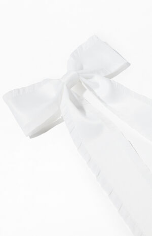 Ruffle Trim Bow Clip image number 2