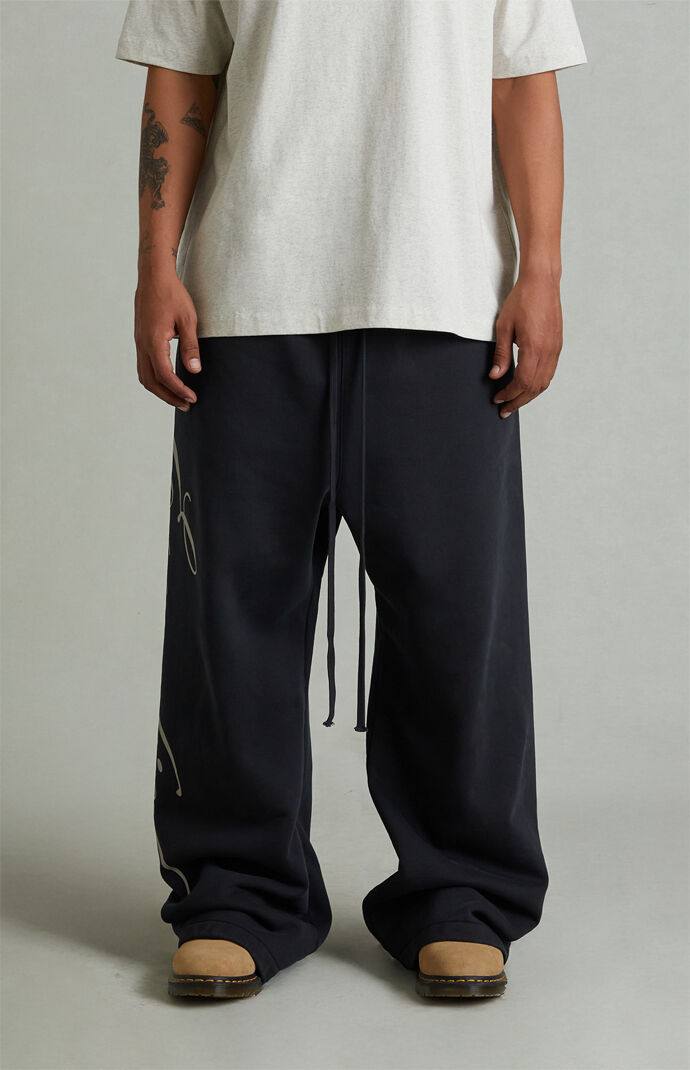 Fear of God ESSENTIALS Vintage Black Script Logo Lounge Fleece