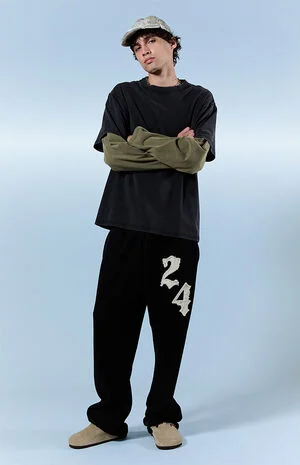 24 Applique Fleece Baggy Sweatpants image number 1