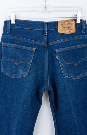 Eco '90s Levi's Mid Rise Jeans Eco '90s Levi's Mid Rise Jeans image number null