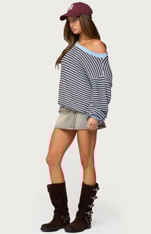 Averi Striped Oversized Off-The-Shoulder Sweater image number 4