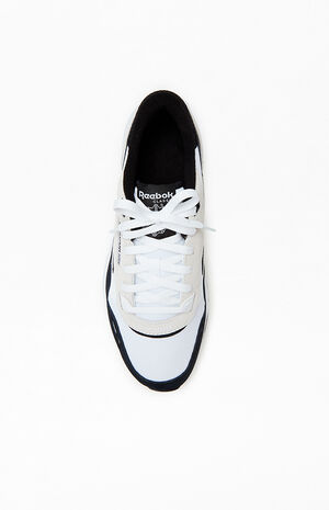 Black & White Classic Leather 2400 Shoes image number 5